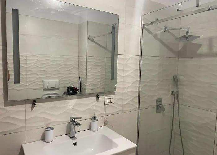 Skyline * Тирана