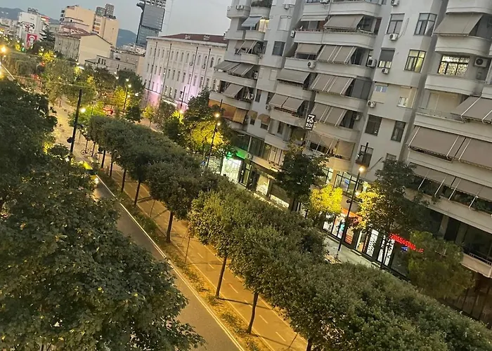 Apartament Skyline *